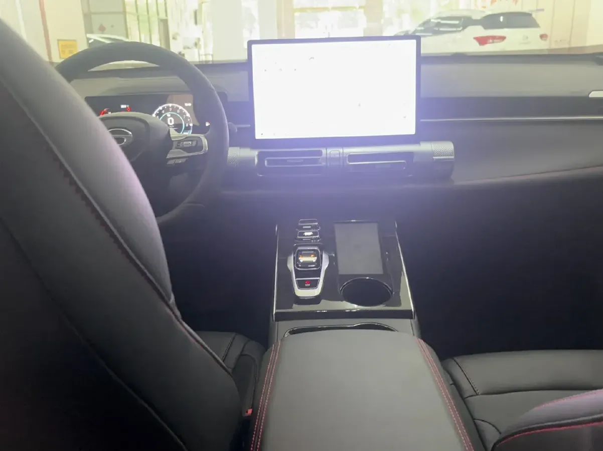 2022 GAC Trumpchi Emkoo 1.5T 177HP L4 7DCT,autocango,china used car exporter,china ev exporter,chinese used car exporter,chinese used ev exporter