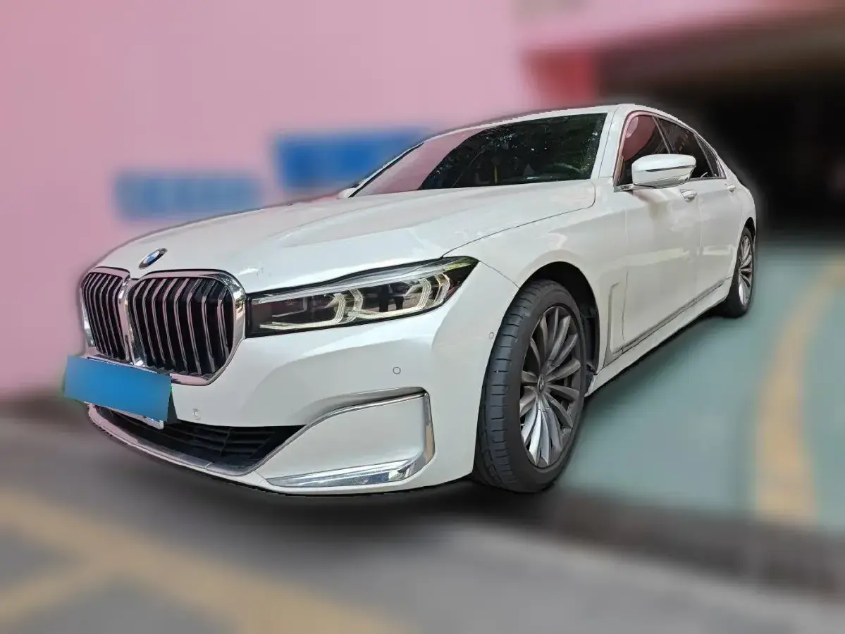 2019 BMW 7 Series 2.0T 265HP L4 8AT