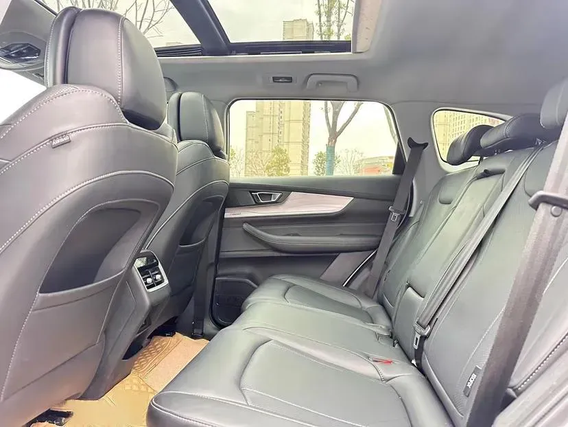 2021 Chery Tiggo 8 2.0T 254HP L4 7DCT,autocango,china used car exporter,china ev exporter,chinese used car exporter,chinese used ev exporter