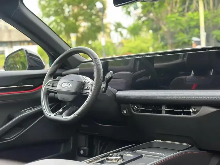 2024 Ford Mondeo 2.0T 288HP L4 E-CVT Hybrid,autocango,china used car exporter,china ev exporter,chinese used car exporter,chinese used ev exporter