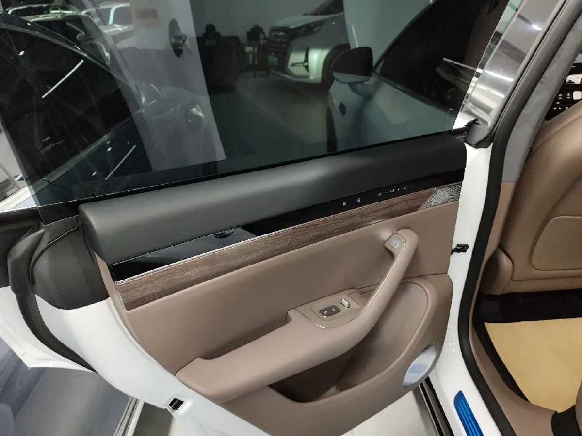 2025 HIMA R7 REEV 156HP REEV,autocango,china used car exporter,china ev exporter,chinese used car exporter,chinese used ev exporter