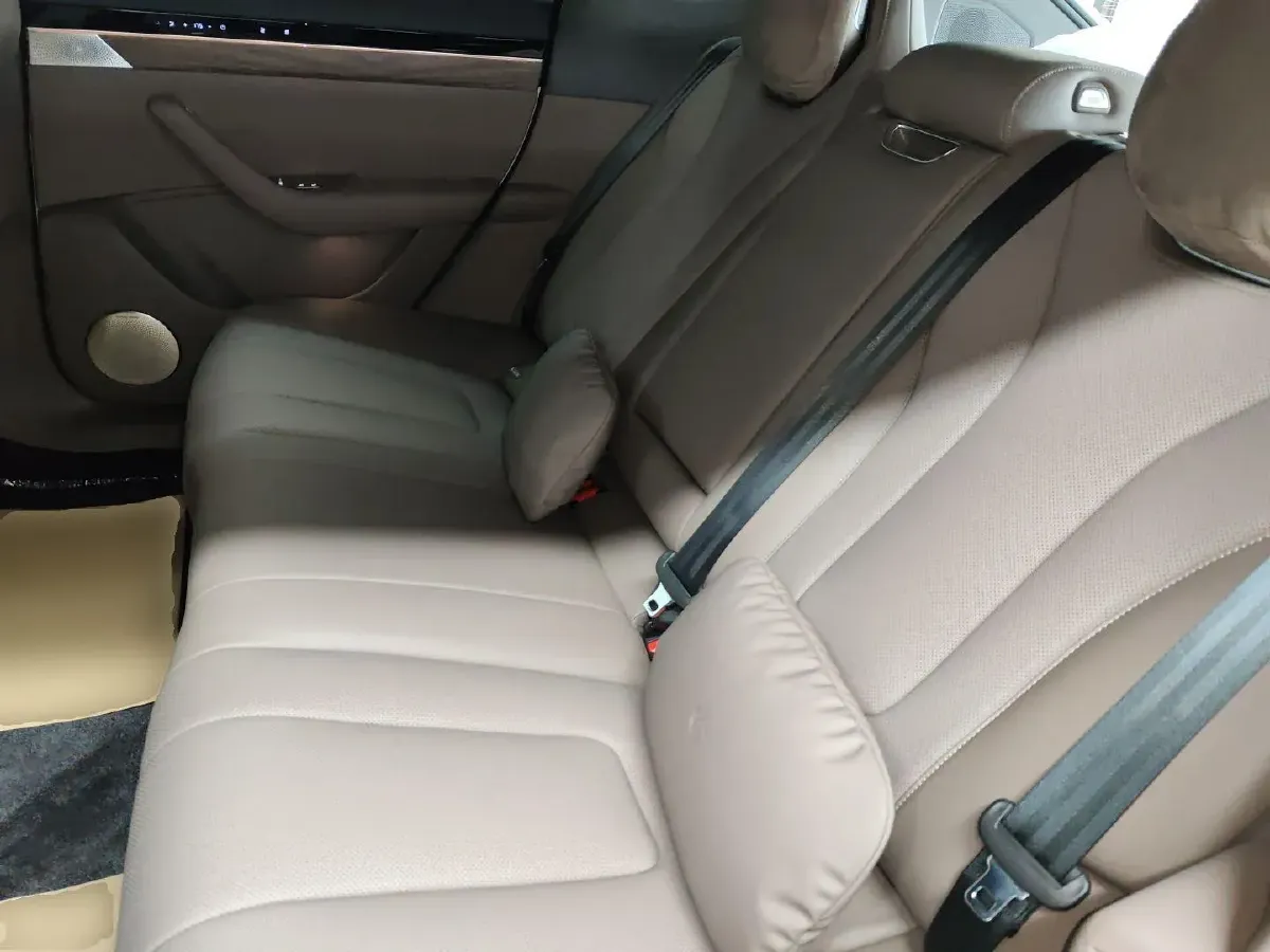 2025 HIMA R7 REEV 156HP REEV,autocango,china used car exporter,china ev exporter,chinese used car exporter,chinese used ev exporter