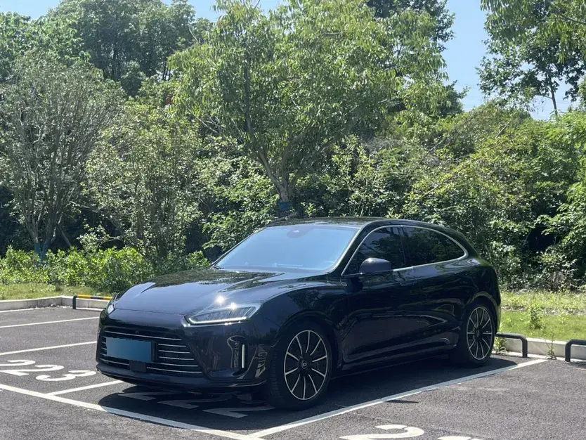 2022 HIMA AITO M5 Range Extended 125HP REEV 40KWH