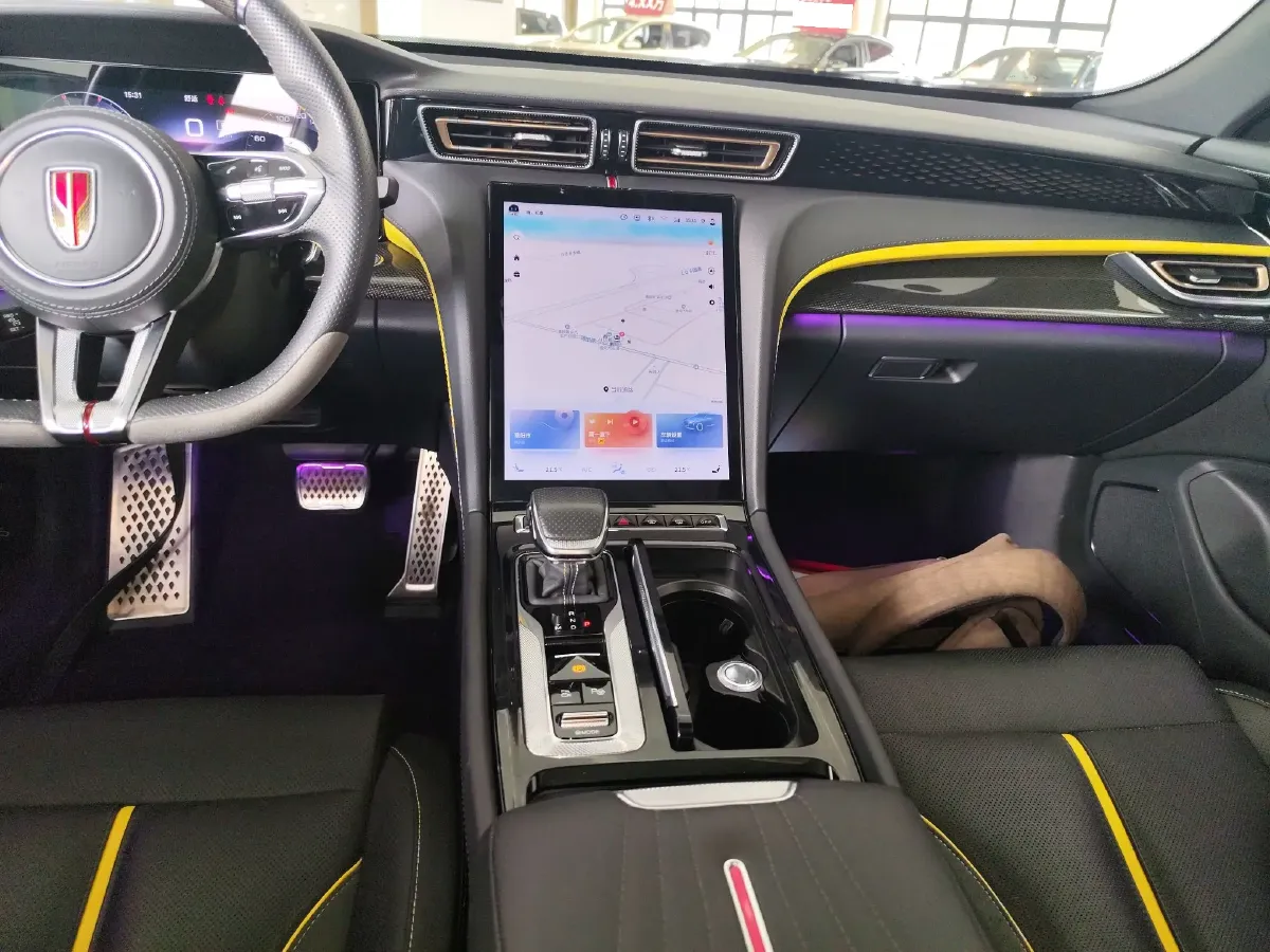 2023 HongQi H6 2.0T 252HP L4 8AT,autocango,china used car exporter,china ev exporter,chinese used car exporter,chinese used ev exporter