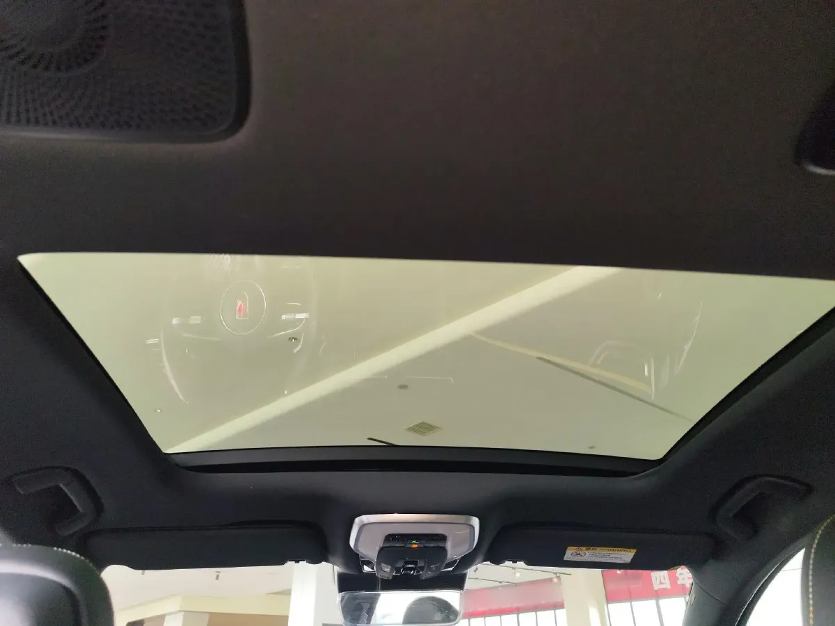 2023 HongQi H6 2.0T 252HP L4 8AT,autocango,china used car exporter,china ev exporter,chinese used car exporter,chinese used ev exporter