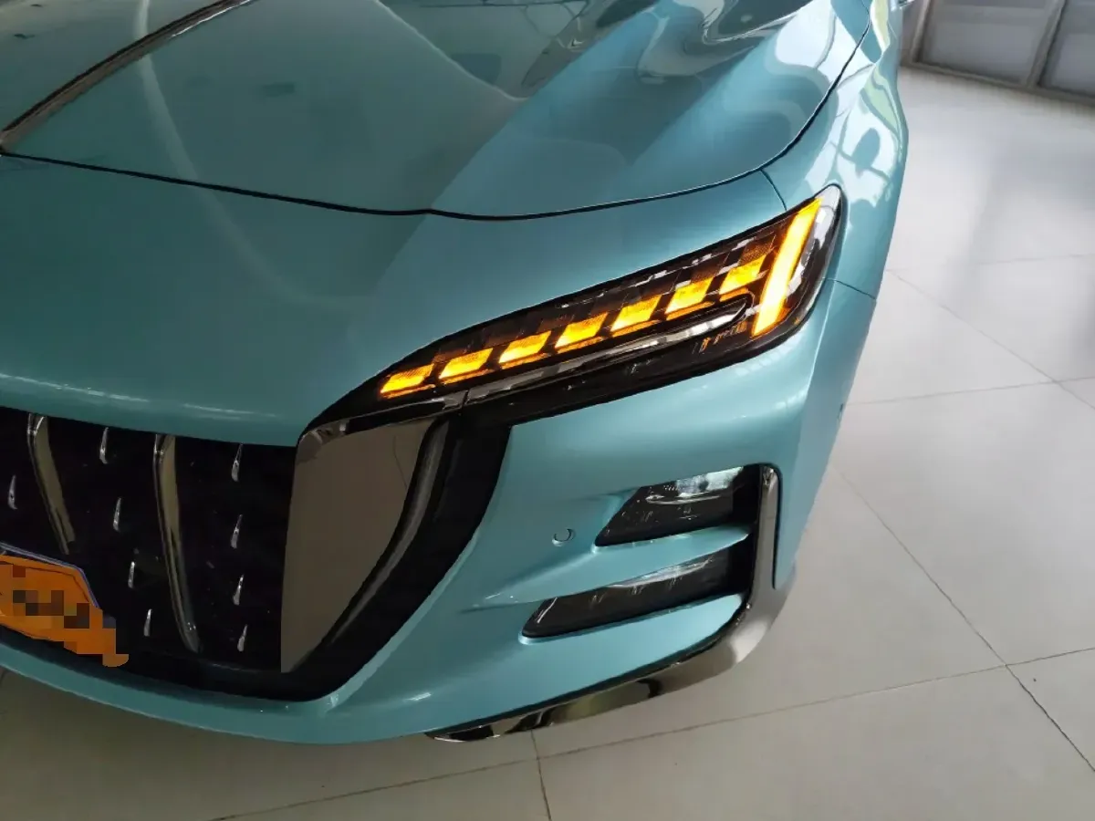 2023 HongQi H6 2.0T 252HP L4 8AT,autocango,china used car exporter,china ev exporter,chinese used car exporter,chinese used ev exporter