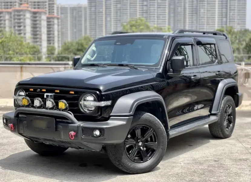 2023 Tank 300 2.0T 227HP L4 8AT