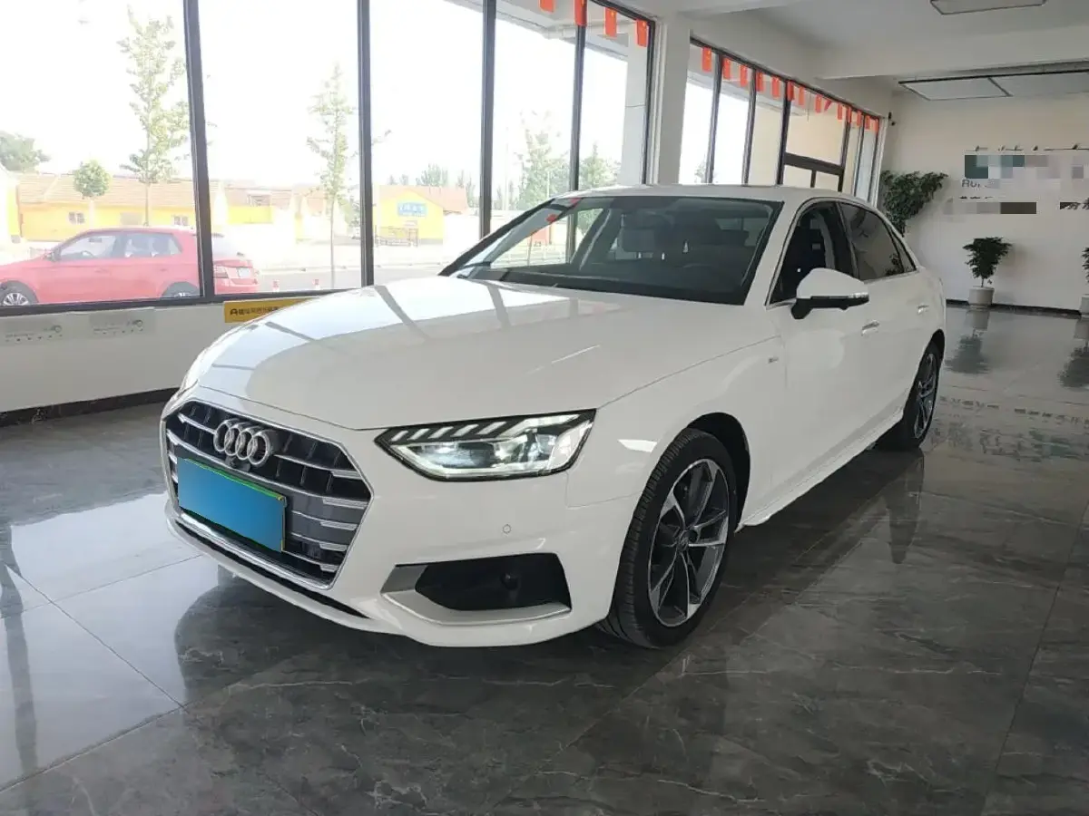 2020 Audi A4L 2.0T 190HP L4 7DCT