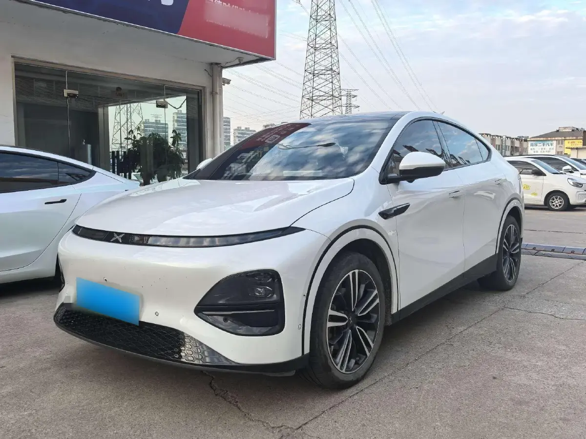 2023 Xpeng G6 BEV 66KWH