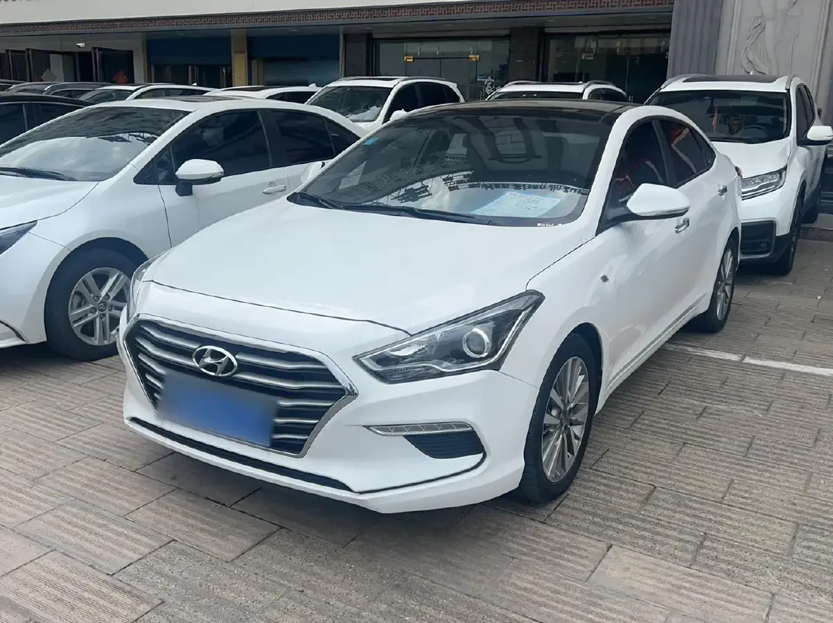 2017 Hyundai Mistra 1.8L 143HP L4 6AT