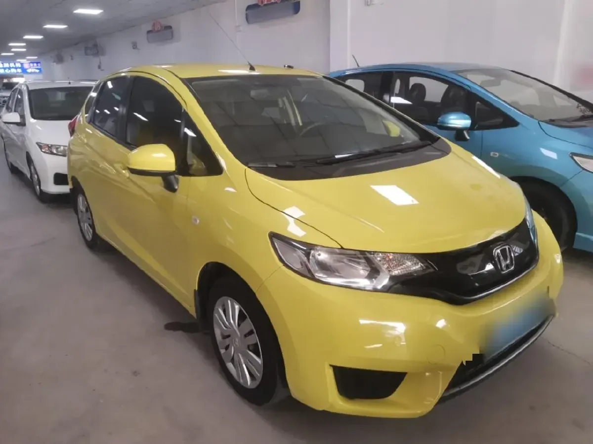 2014 Honda Fit 1.5L 131HP L4 CVT,autocango,china used car exporter,china ev exporter,chinese used car exporter,chinese used ev exporter
