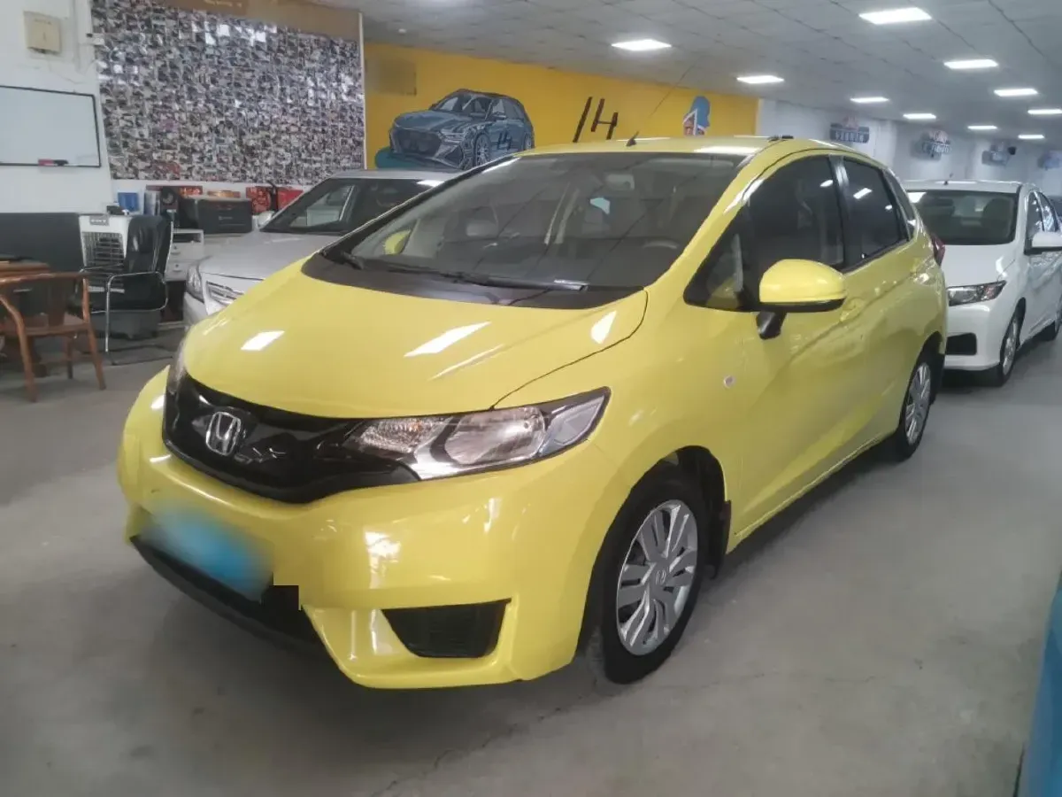 2014 Honda Fit 1.5L 131HP L4 CVT,autocango,china used car exporter,china ev exporter,chinese used car exporter,chinese used ev exporter