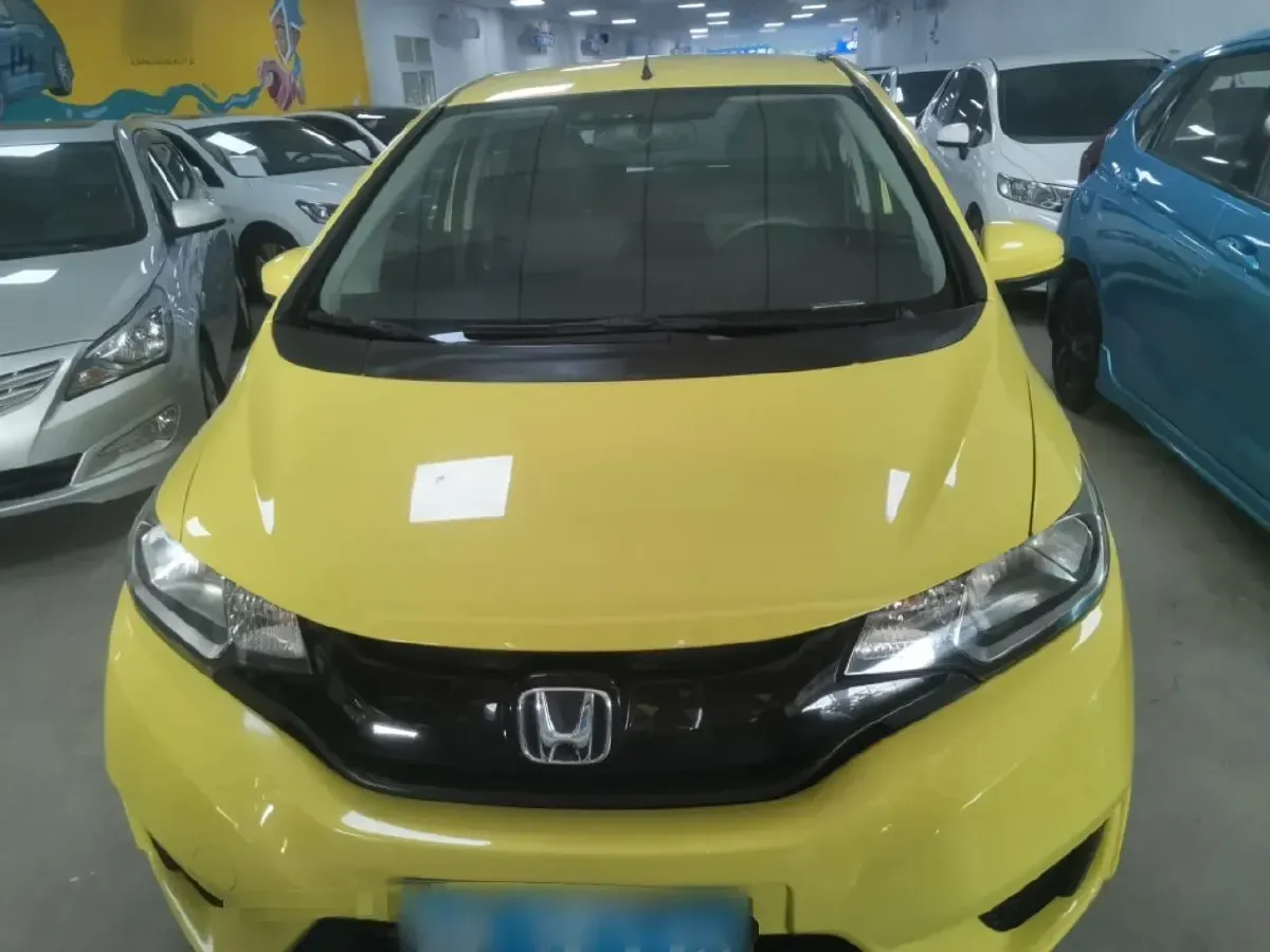 2014 Honda Fit 1.5L 131HP L4 CVT,autocango,china used car exporter,china ev exporter,chinese used car exporter,chinese used ev exporter