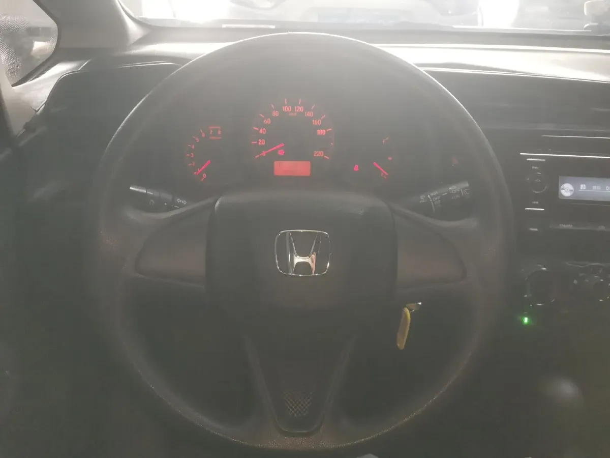 2014 Honda Fit 1.5L 131HP L4 CVT,autocango,china used car exporter,china ev exporter,chinese used car exporter,chinese used ev exporter