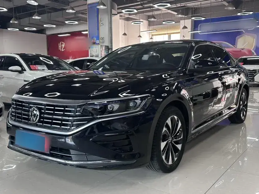 2022 Volkswagen Passat 2.0T 186HP L4 7DCT