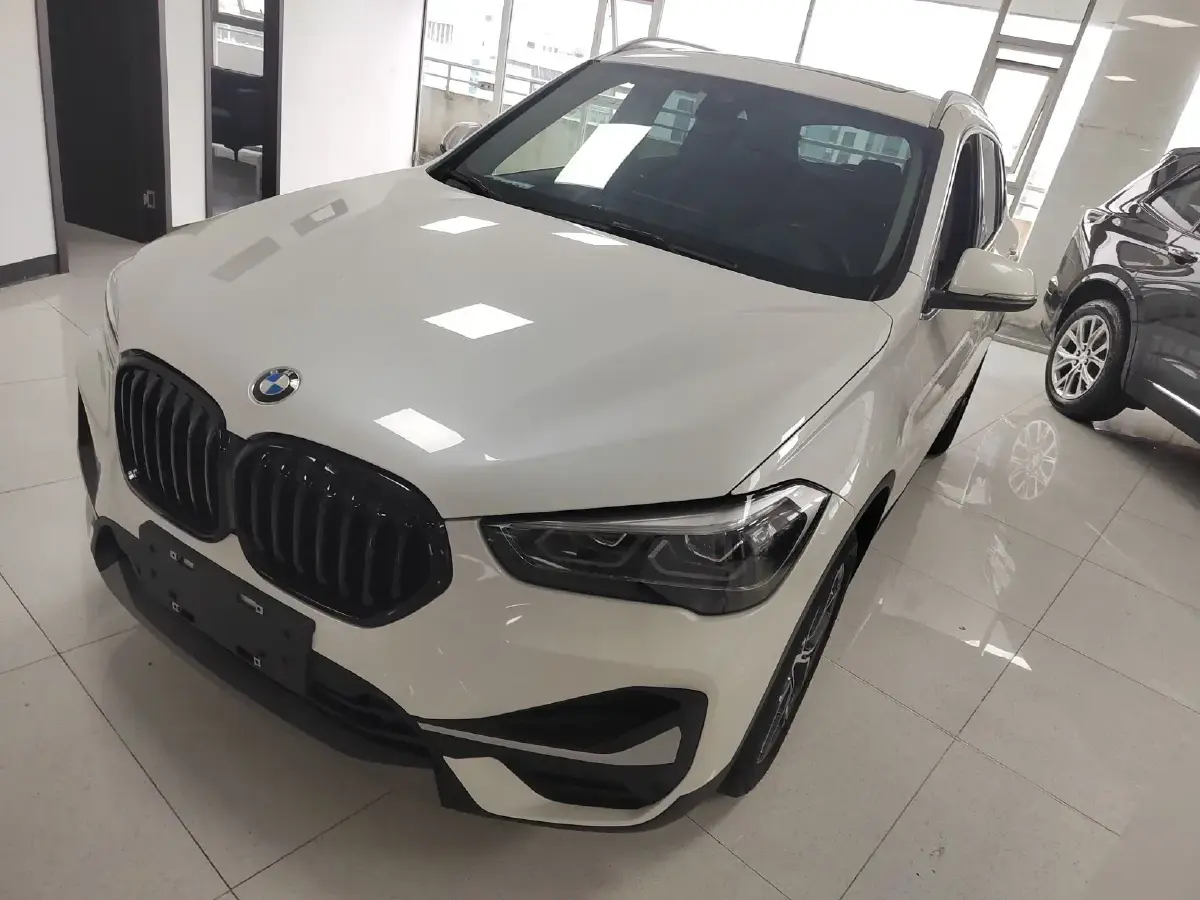2022 BMW X1 2.0T 192HP L4 7DCT
