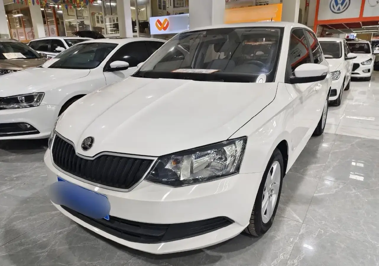 2017 Skoda Fabia 1.4L 90HP L4 6AT