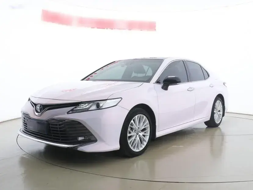 2019 Toyota Camry 2.5L 209HP L4 8AT