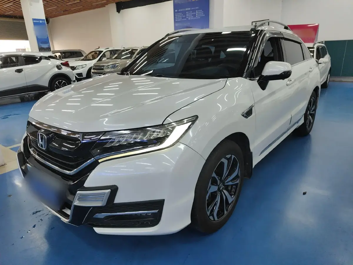 2017 Honda UR-V 1.5T 193HP L4 CVT