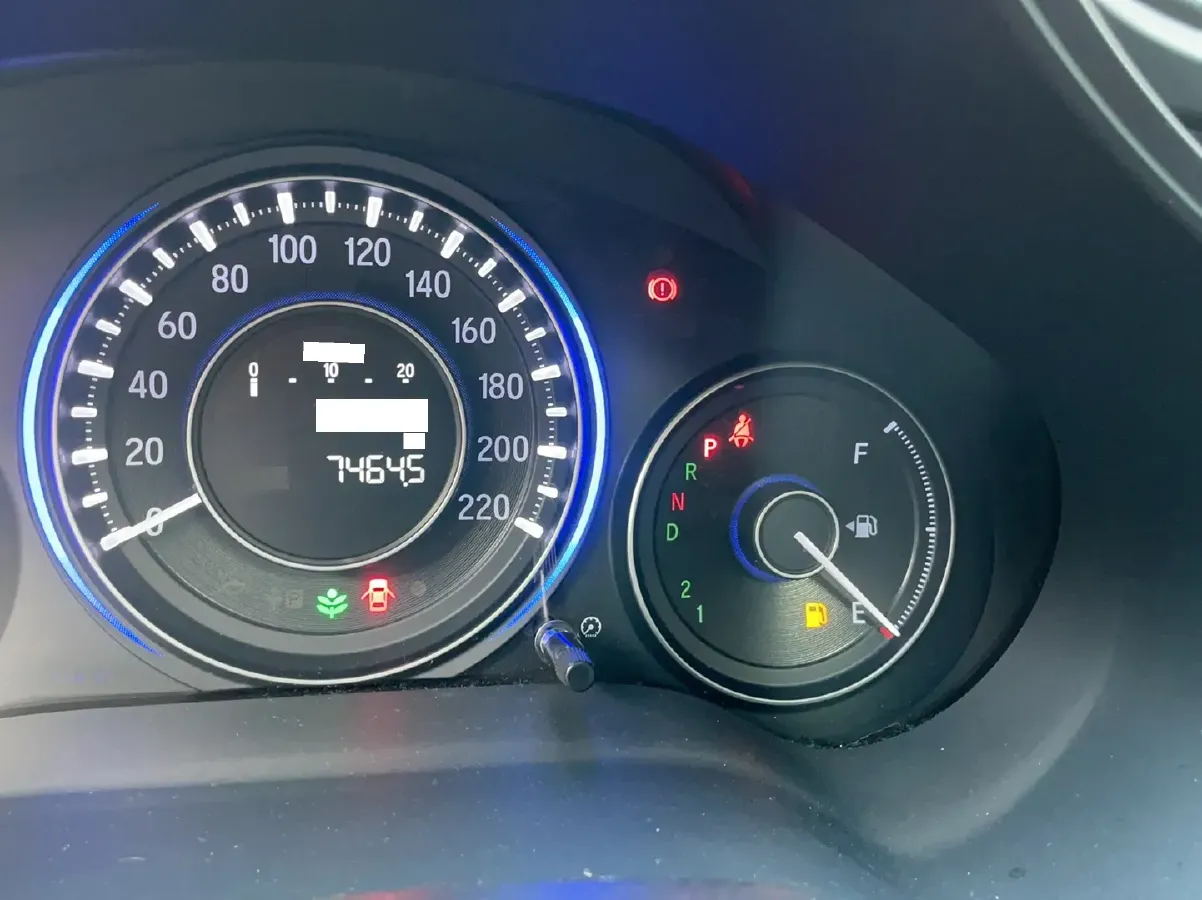 2015 Honda Crider 1.8L 139HP L4 5AT,autocango,china used car exporter,china ev exporter,chinese used car exporter,chinese used ev exporter