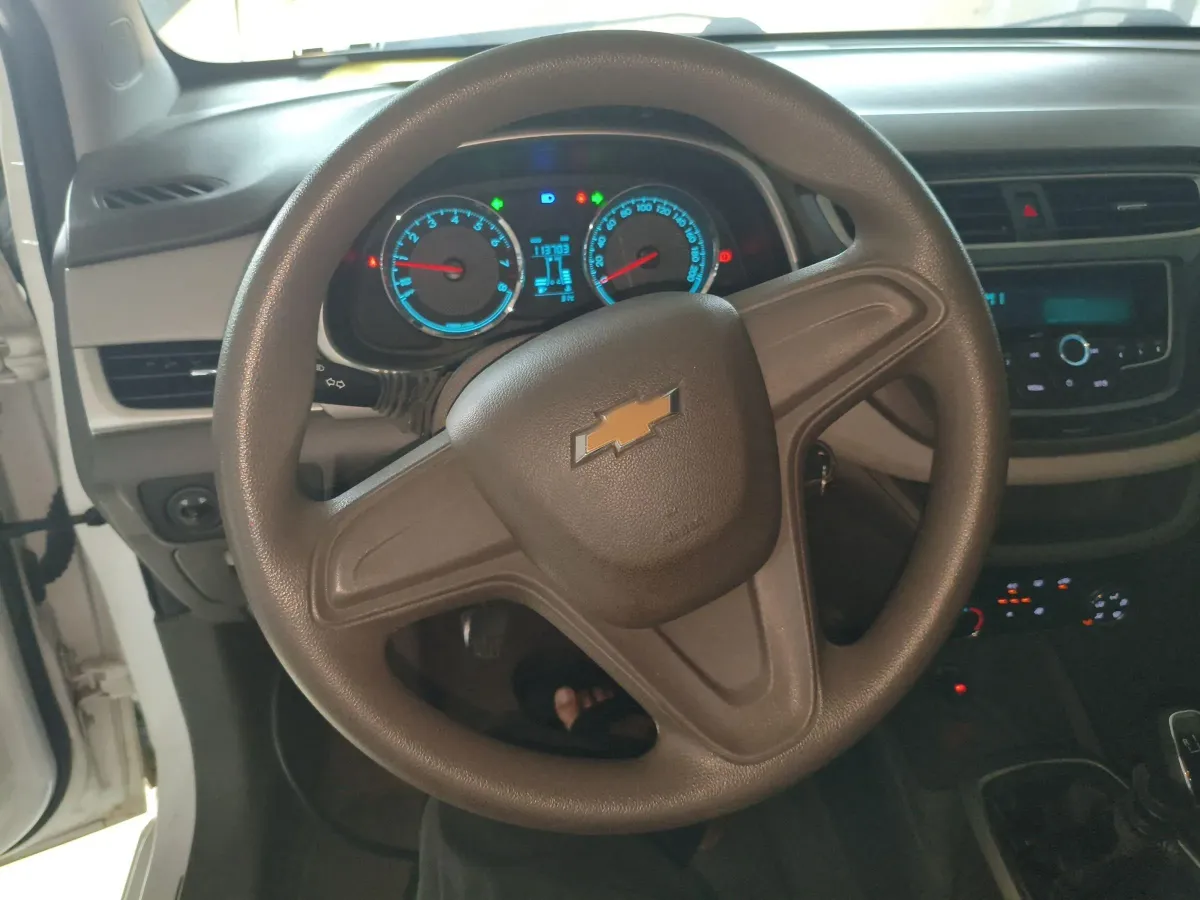 2016 Chevrolet Lova RV 1.5L 113HP L4 5MT,autocango,china used car exporter,china ev exporter,chinese used car exporter,chinese used ev exporter