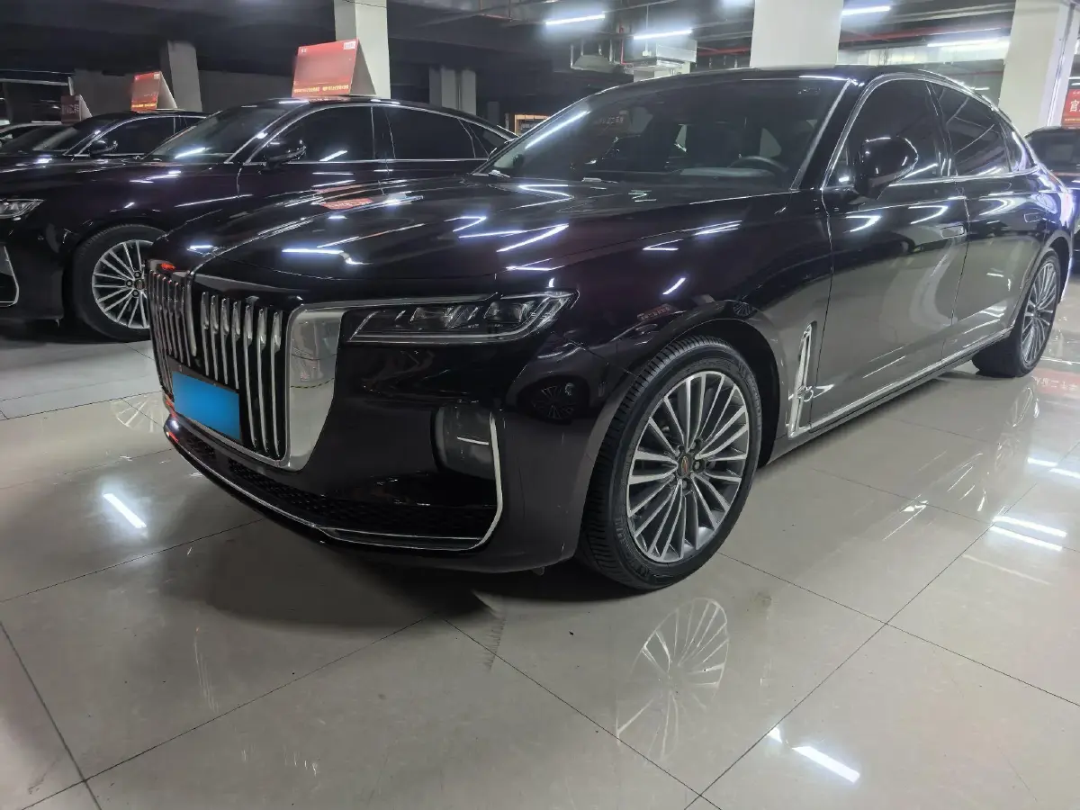 2022 HongQi H9 2.0T 252HP L4 7DCT