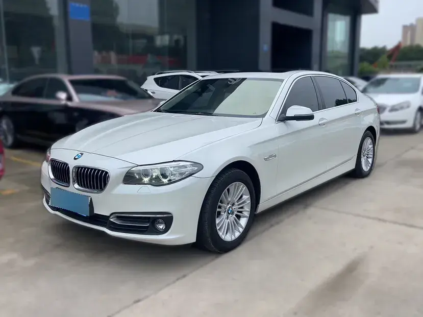 2014 BMW 5 Series 2.0T 218HP L4 8AT