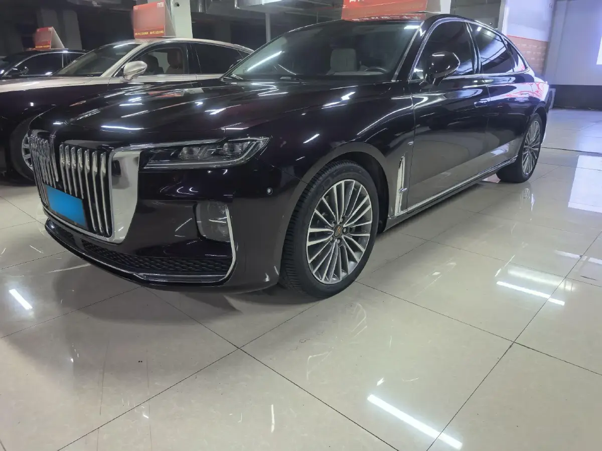 2022 HongQi H9 2.0T 252HP L4 7DCT