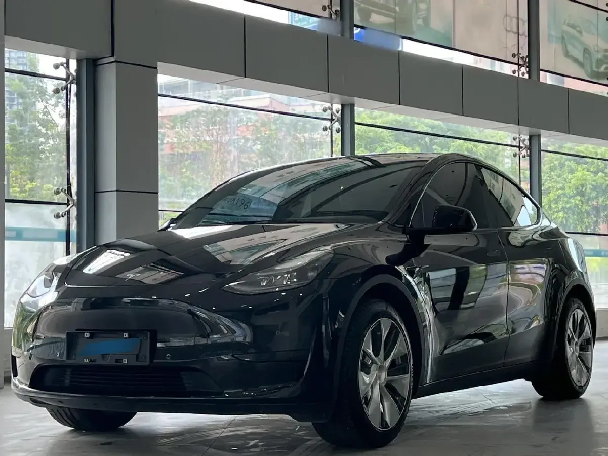 2022 Tesla Model Y BEV 60KWH