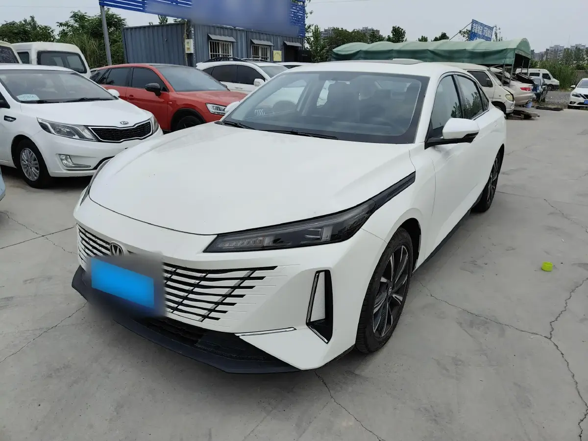 2024 ChangAn Eado 1.5T 170HP L4 7DCT