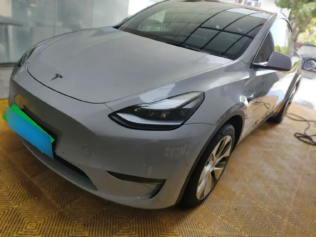 2021 Tesla Model Y BEV 60KWH
