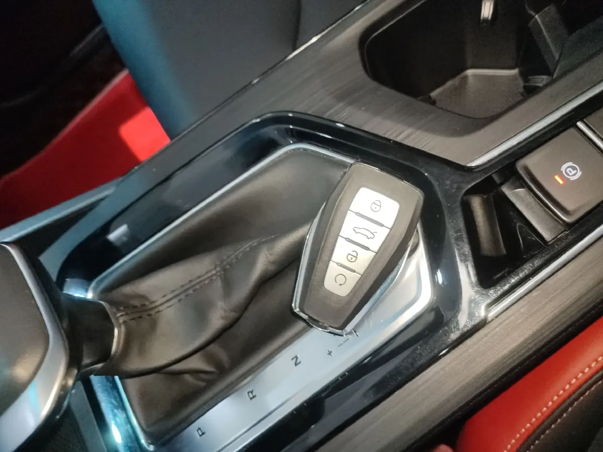 2021 Geely Emgrand S 1.4T 141HP L4 CVT,autocango,china used car exporter,china ev exporter,chinese used car exporter,chinese used ev exporter