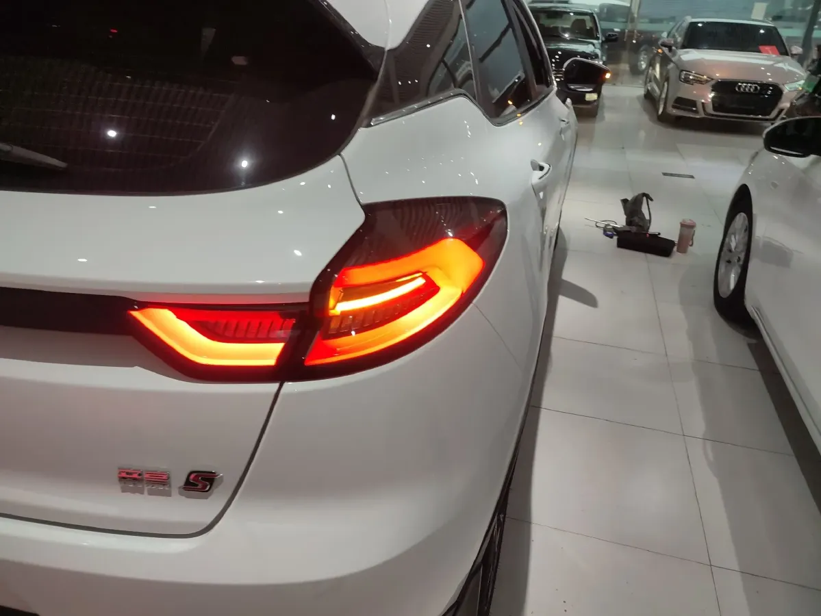 2021 Geely Emgrand S 1.4T 141HP L4 CVT,autocango,china used car exporter,china ev exporter,chinese used car exporter,chinese used ev exporter