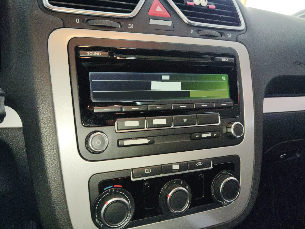 2011 Volkswagen Scirocco 1.4T 122HP L4 7DCT,autocango,china used car exporter,china ev exporter,chinese used car exporter,chinese used ev exporter