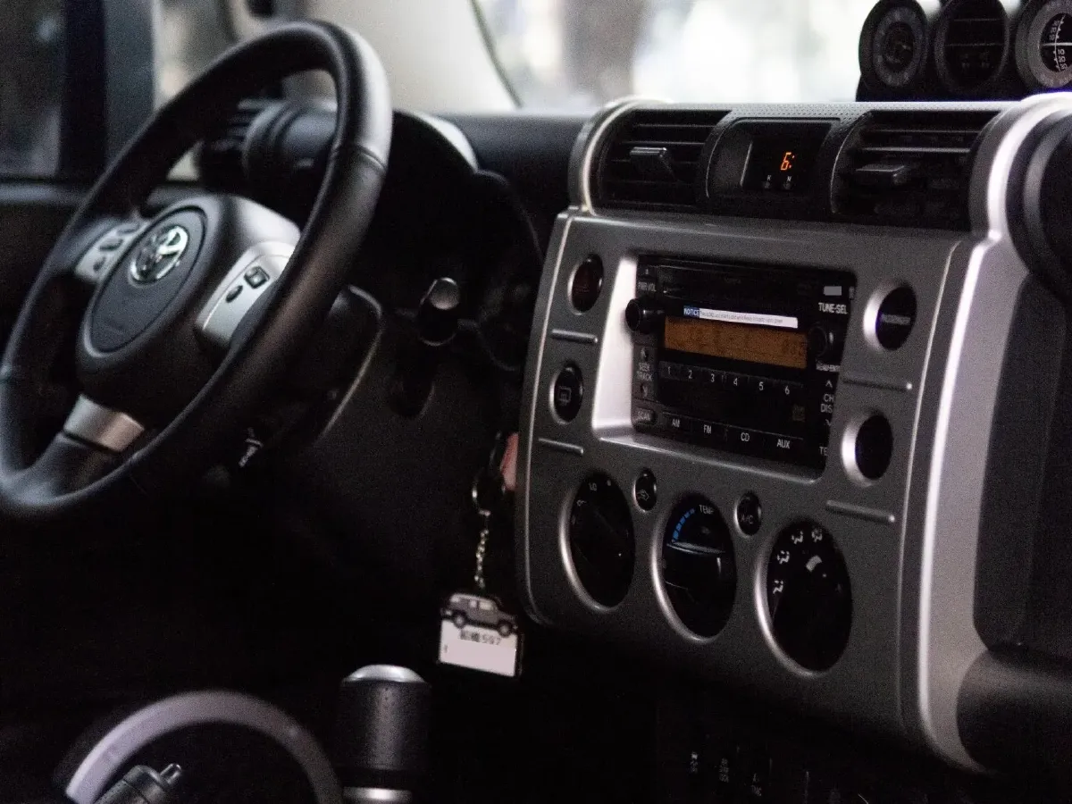 2013 Toyota FJ Cruiser 4.0L 272HP V6 5AT,autocango,china used car exporter,china ev exporter,chinese used car exporter,chinese used ev exporter