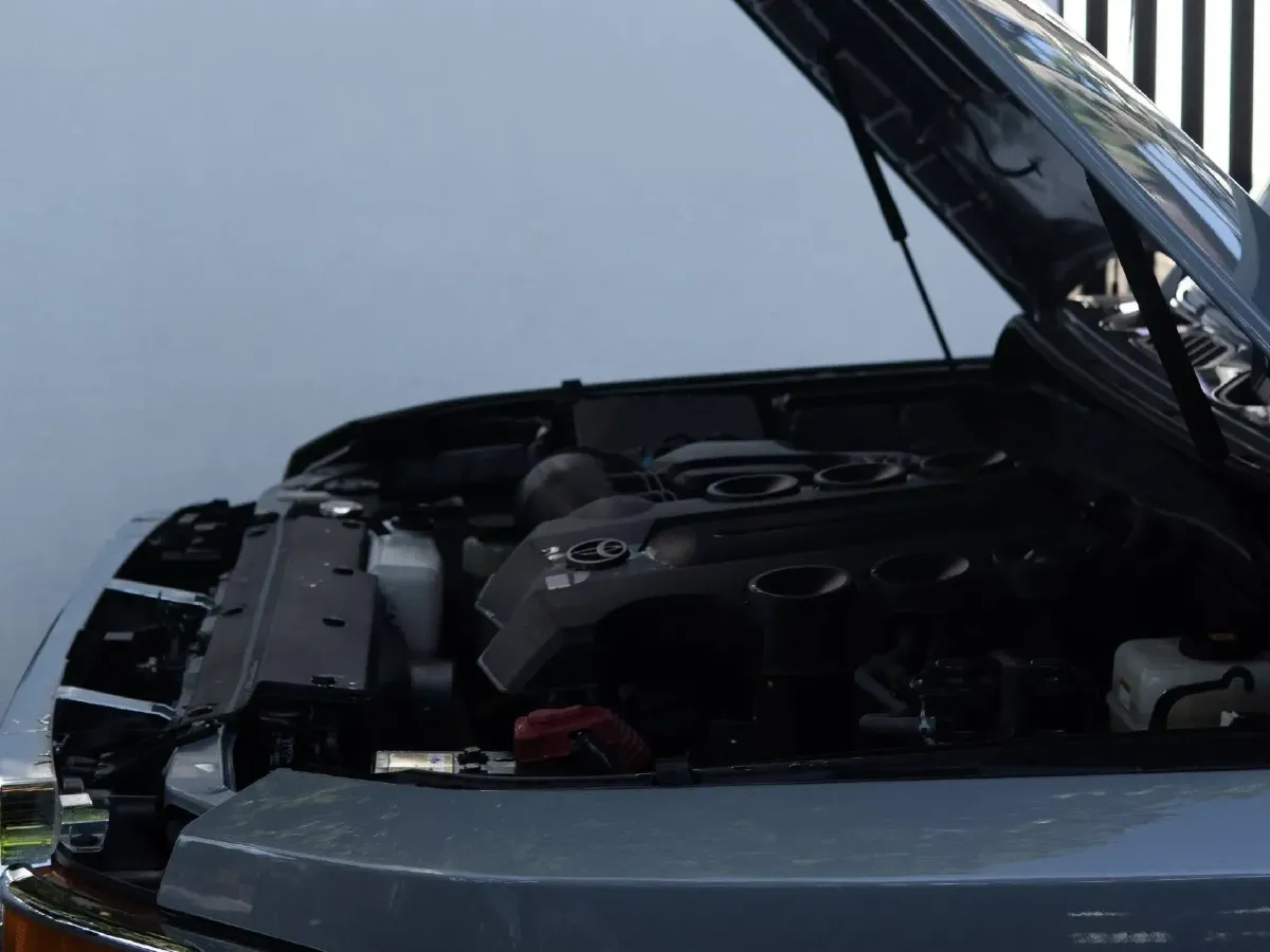 2013 Toyota FJ Cruiser 4.0L 272HP V6 5AT,autocango,china used car exporter,china ev exporter,chinese used car exporter,chinese used ev exporter