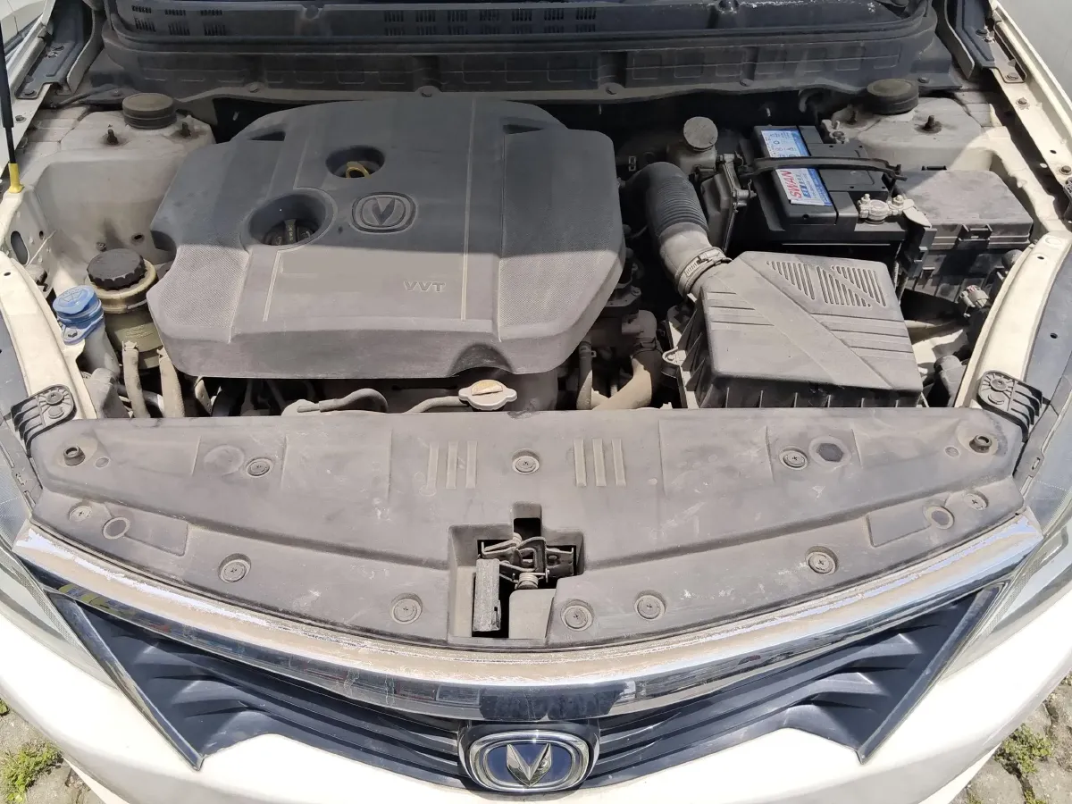 2016 ChangAn Alsvin V7 1.6L 124HP L4 5MT,autocango,china used car exporter,china ev exporter,chinese used car exporter,chinese used ev exporter