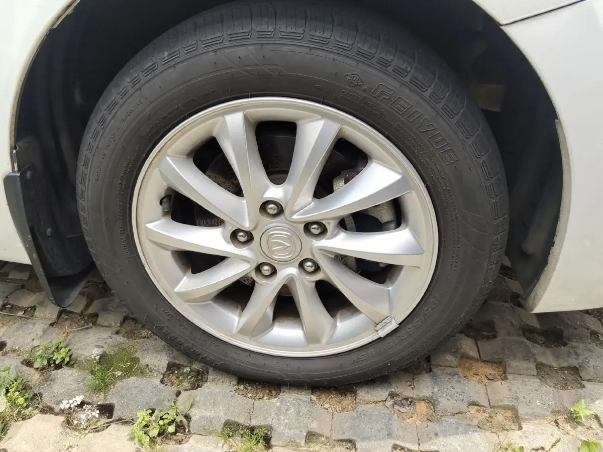 2016 ChangAn Alsvin V7 1.6L 124HP L4 5MT,autocango,china used car exporter,china ev exporter,chinese used car exporter,chinese used ev exporter