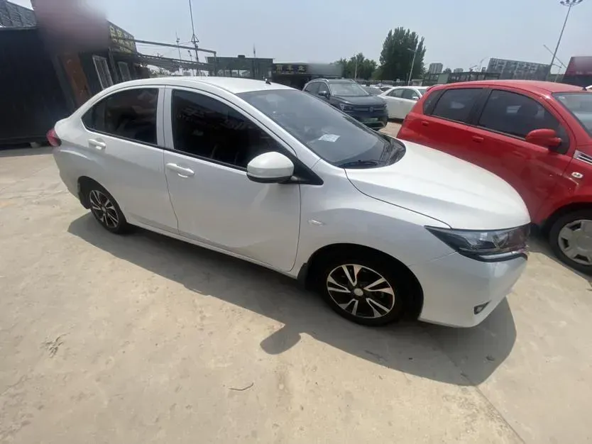 2016 Honda Greiz 1.5L 131HP L4 CVT,autocango,china used car exporter,china ev exporter,chinese used car exporter,chinese used ev exporter
