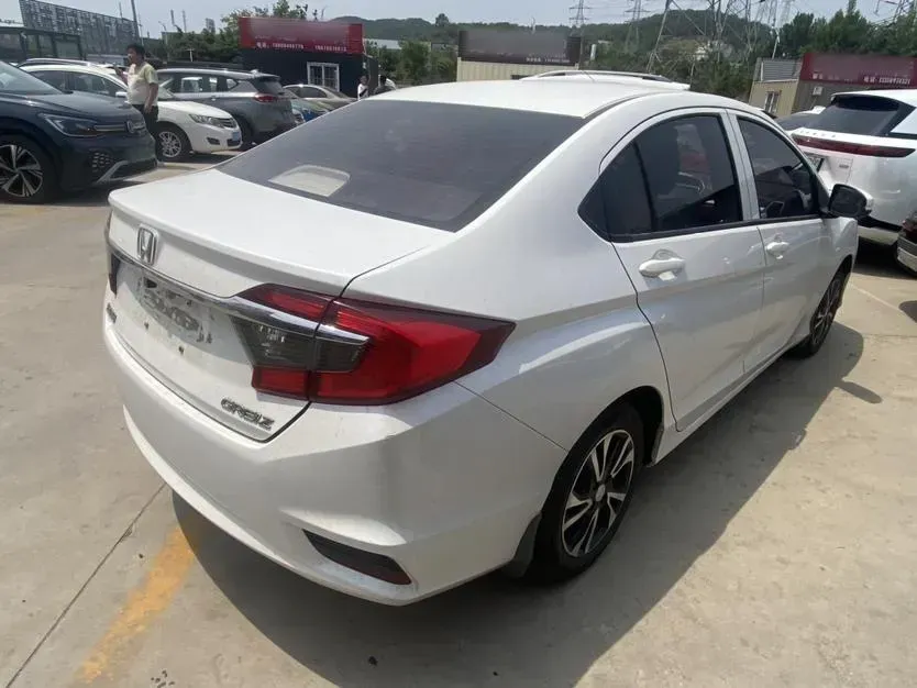 2016 Honda Greiz 1.5L 131HP L4 CVT,autocango,china used car exporter,china ev exporter,chinese used car exporter,chinese used ev exporter