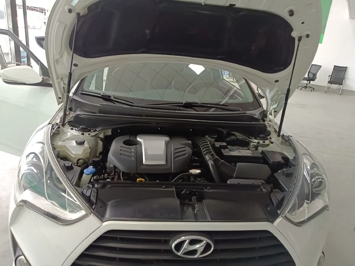 2012 Hyundai Veloster 1.6T 204HP L4 6AT,autocango,china used car exporter,china ev exporter,chinese used car exporter,chinese used ev exporter