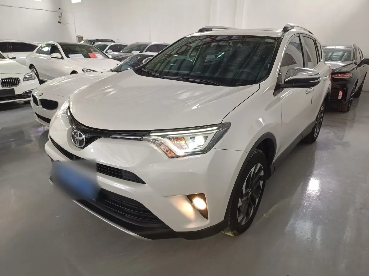 2016 Toyota RAV4 2.5L 180HP L4 6AT