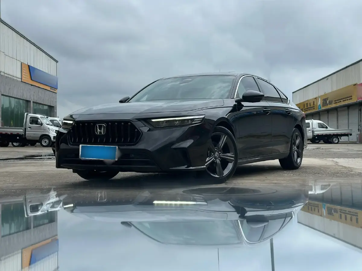 2023 Honda Inspire 1.5T 192HP L4 CVT