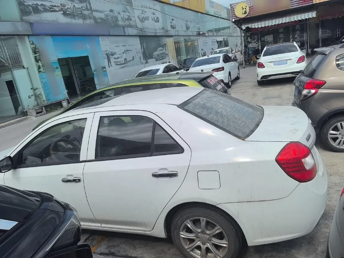 2015 Geely KingKong 1.5L 94HP L4 5MT,autocango,china used car exporter,china ev exporter,chinese used car exporter,chinese used ev exporter