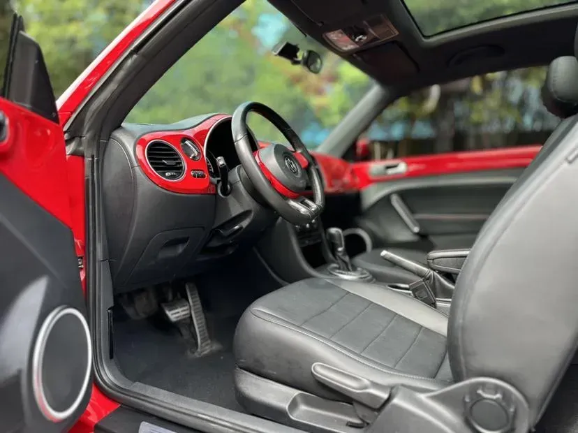 2015 Volkswagen Beetle 1.2T 105HP L4 7DCT,autocango,china used car exporter,china ev exporter,chinese used car exporter,chinese used ev exporter