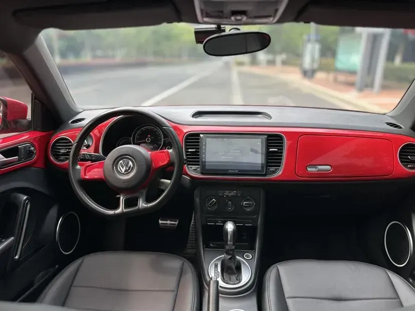 2015 Volkswagen Beetle 1.2T 105HP L4 7DCT,autocango,china used car exporter,china ev exporter,chinese used car exporter,chinese used ev exporter