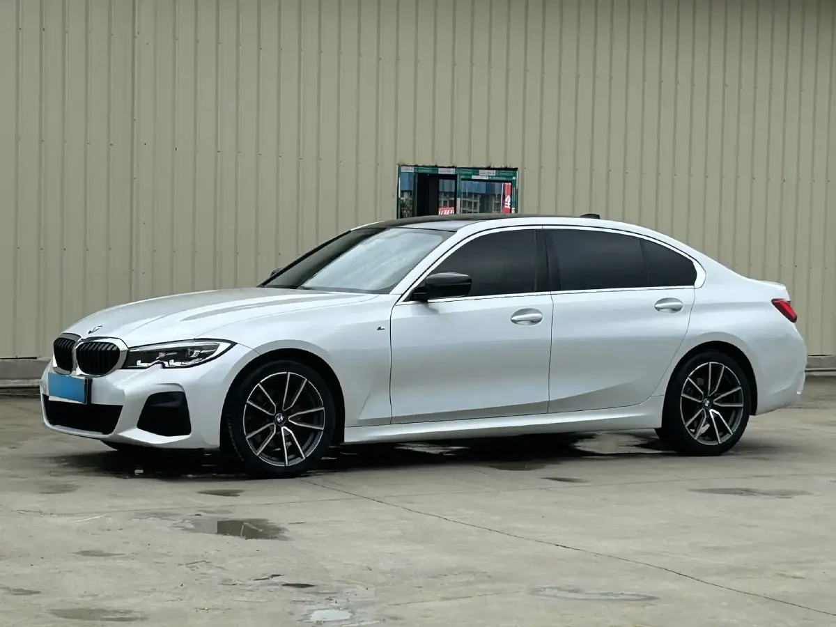 2021 BMW 3 Series 2.0T 156HP L4 8AT