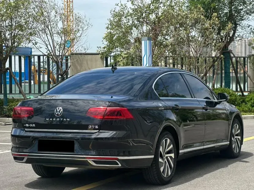 2022 Volkswagen Magotan GTE 1.4T 150HP L4 6DCT PHEV 13KWH,autocango,china used car exporter,china ev exporter,chinese used car exporter,chinese used ev exporter