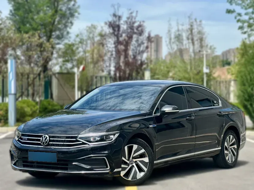 2022 Volkswagen Magotan GTE 1.4T 150HP L4 6DCT PHEV 13KWH,autocango,china used car exporter,china ev exporter,chinese used car exporter,chinese used ev exporter