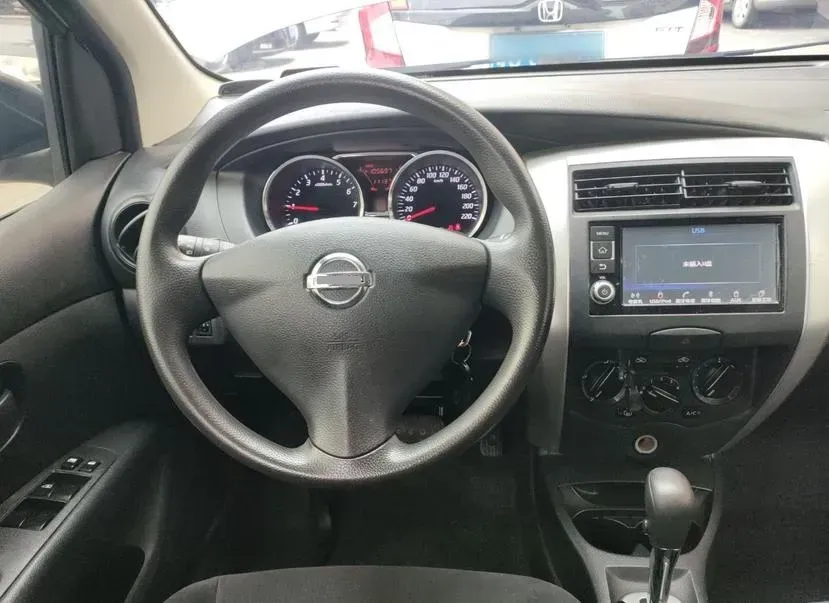 2015 Nissan Livina 1.6L 124HP L4 CVT,autocango,china used car exporter,china ev exporter,chinese used car exporter,chinese used ev exporter